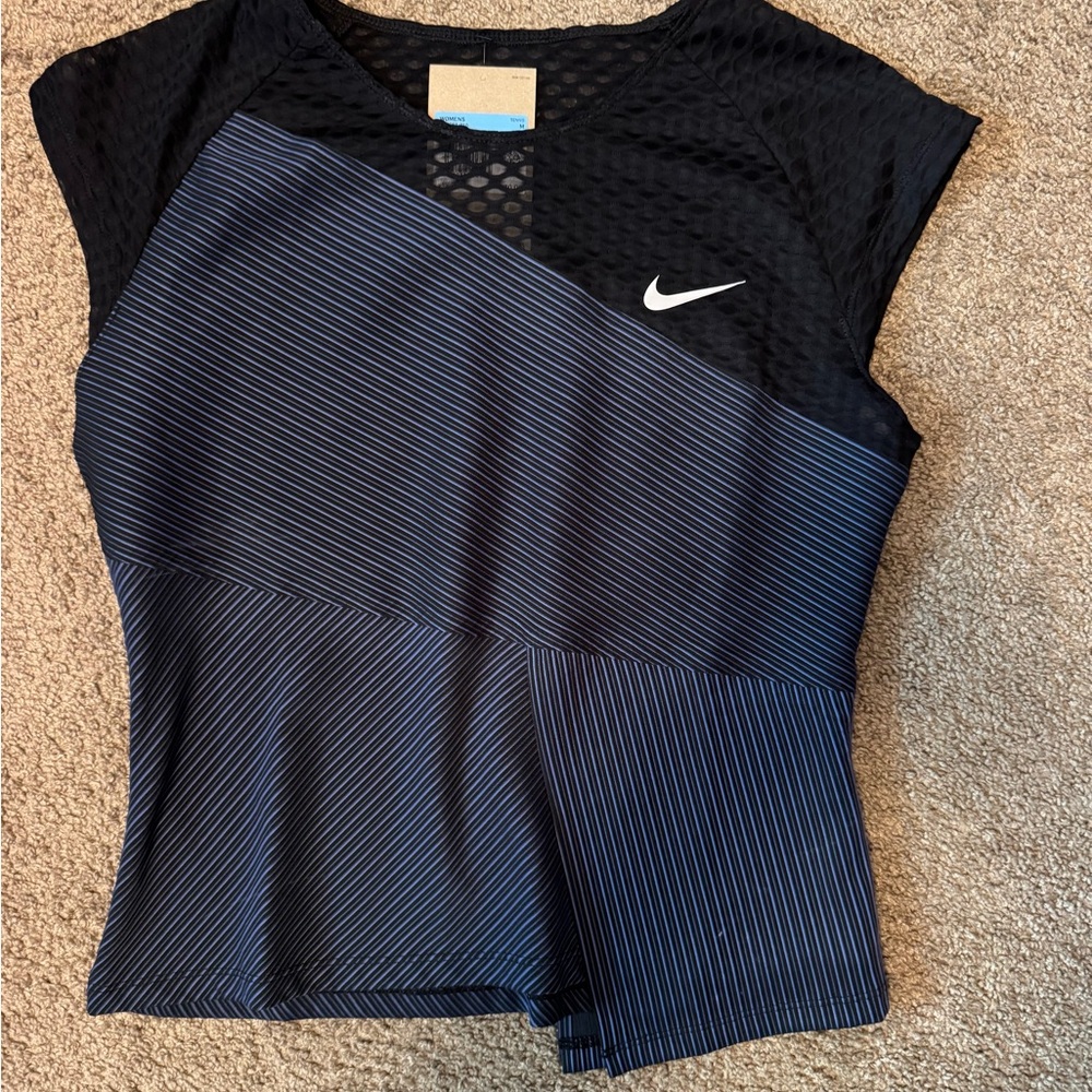 NWT Nike Tennis Top